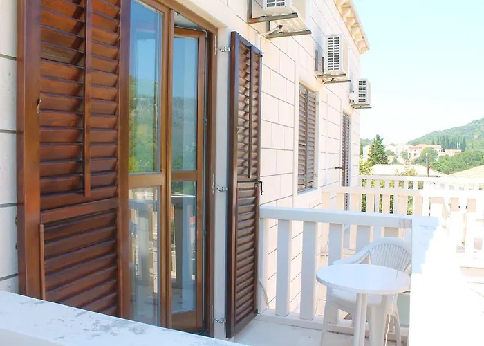 And Mir Zaton (Dubrovnik-Neretva)